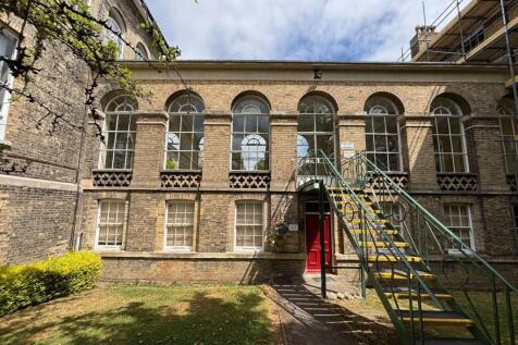20 Godwin House, Gilbert Close... 1 bed apartment for sale