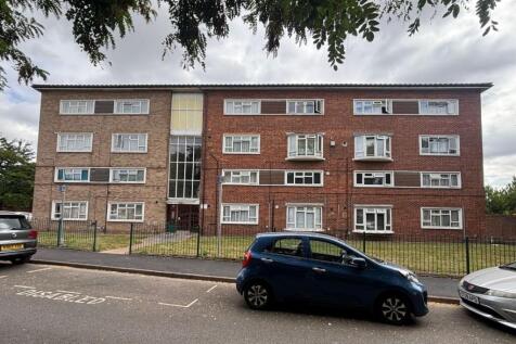 23 Wordsworth Way, West Drayton... 1 bed flat for sale