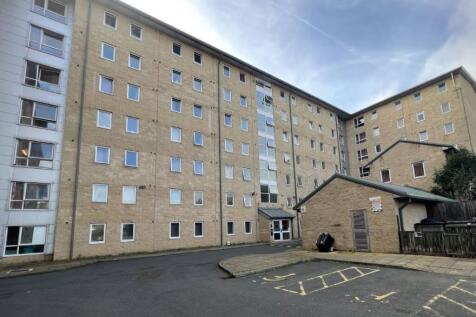Unit A3F Scholars Village, Great... 1 bed flat for sale