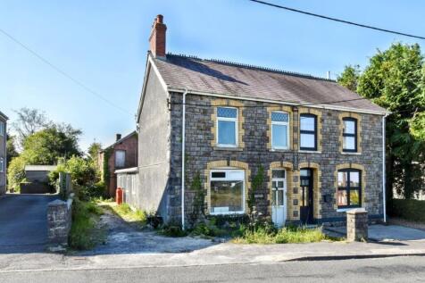 6 Heol Y Parc, Cefneithin, Llanelli... 3 bed semi