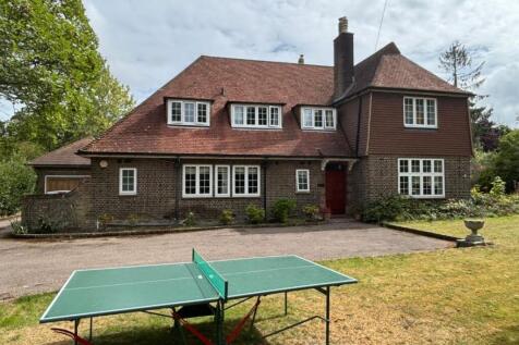 23 Shirley Hills Road, Croydon... 5 bed detached house for sale
