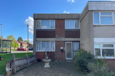 1 Stanborough Close, Borehamwood... 4 bed end of terrace house for sale