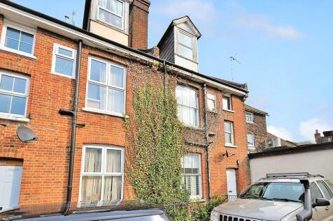 9B New Street, Ashford, Kent, TN24 8TN 1 bed flat for sale