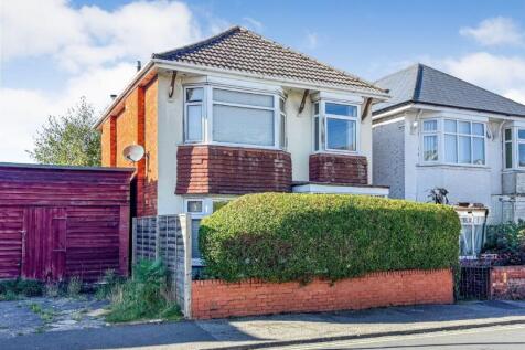 4 Ripon Road, Bournemouth, Dorset... 3 bed detached house for sale