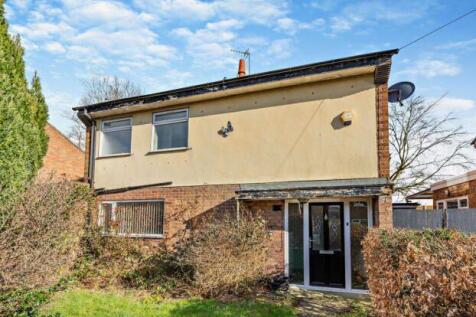 33 Palmer Road, Sandbach, Cheshire... 3 bed detached house for sale