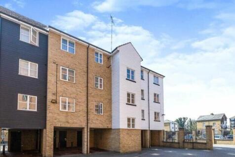 Flat 63 Russell Quay, West Street... 2 bed flat for sale