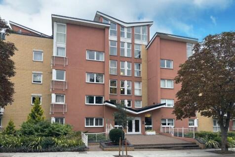 Flat 21 Fairmile House, 30 Twickenham... 1 bed flat for sale