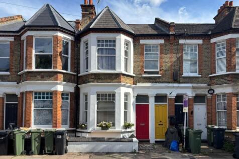 56 Littlebury Road, Clapham, London... 1 bed flat for sale
