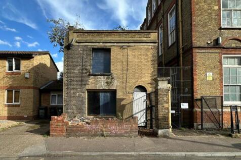 15 Stanley Street, Lewisham, London... 3 bed detached house for sale