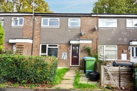 33 Lomond Road, Hemel Hempstead... 3 bed terraced house for sale