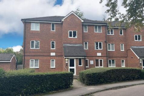 40 Scottwell Drive, Hendon, London... 1 bed flat for sale