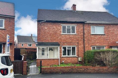 26 Waverley Avenue, Bedlington... 2 bed semi