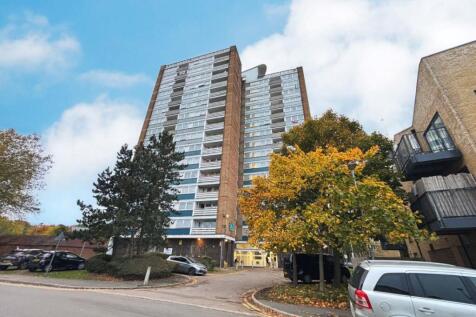 115 Abbey View, Garsmouth Way... 2 bed flat for sale