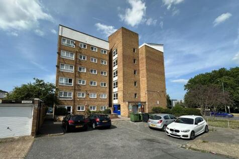 56 Phoenix Place, Dartford, Kent, DA1... 1 bed flat for sale