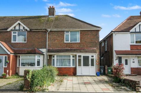 7 Queens Road, Eastbourne, East... 3 bed end of terrace house for sale