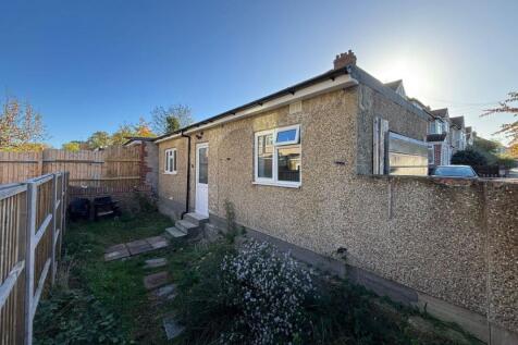 Rear of 2 Wood End Lane, Northolt... 1 bed flat for sale