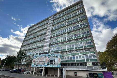 Flat 21 Fontenelle, Sceaux Gardens... 3 bed flat for sale