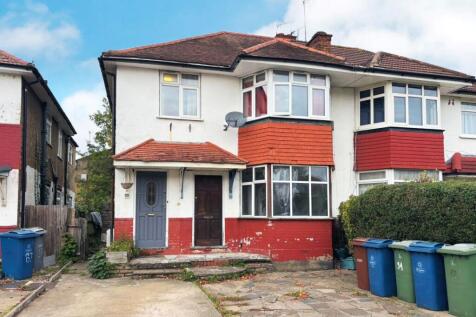 91 Everton Drive, Stanmore... 2 bed flat for sale