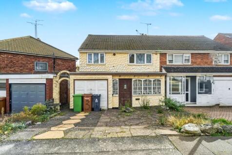 3 Ivanhoe Road, Birmingham, West... 3 bed semi