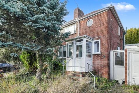 15 Downs Road, Canterbury, Kent, CT2 7AY 3 bed semi