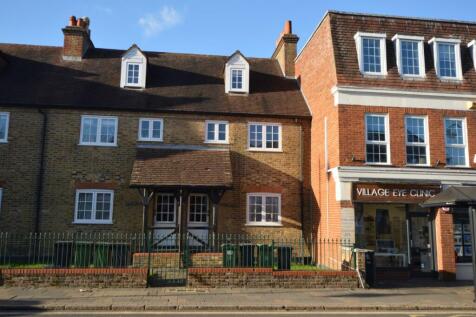 31A High Street, Bagshot, Surrey... 1 bed flat for sale