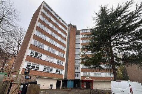 8 Stoford Close, Wimbledon, London... 2 bed flat for sale
