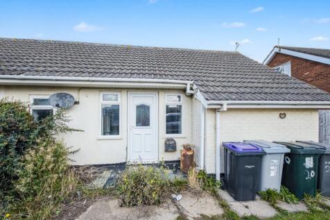 20 Radio St. Peters, Sutton Road... 3 bed semi