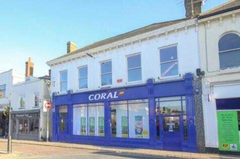 Studio flat for sale