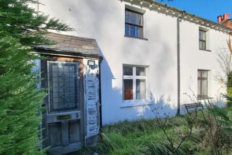 2 Railway Cottages, Tisbury... 3 bed semi