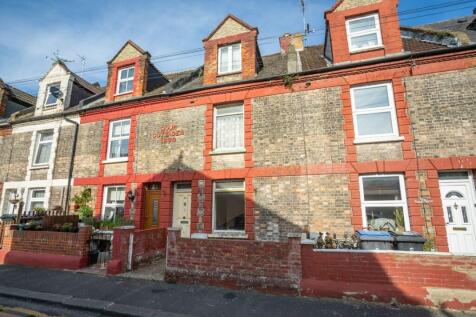 4 bedroom terraced house for sale