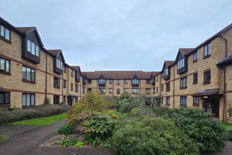 Flat 42 Willow Court, Spring Close... 1 bed flat for sale