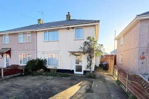 15 Edinburgh Drive, Kirton, Boston... 3 bed semi