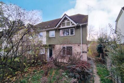 5 Maygoods View, High Road, Cowley... 3 bed semi
