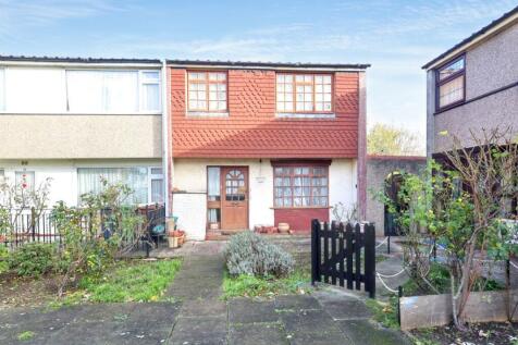 13 Tom Mann Close, Barking, Essex... 3 bed end of terrace house for sale