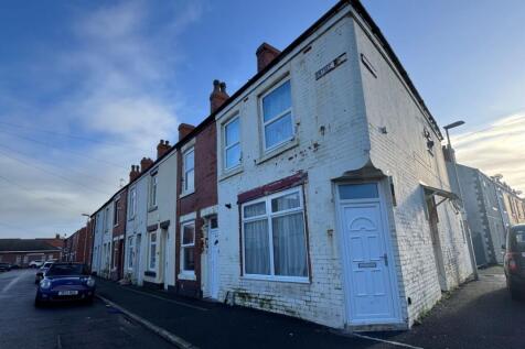 57 Aintree Road, Blackpool... 2 bed end of terrace house for sale