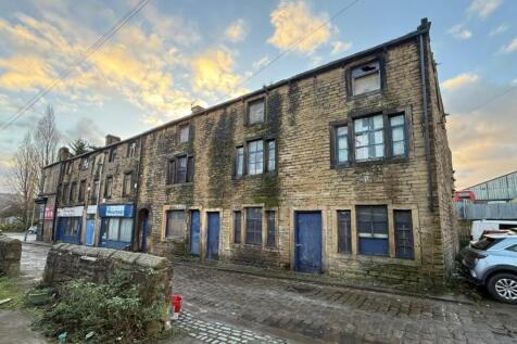 9 Chapel Lane, Keighley, Bradford... 4 bed end of terrace house for sale