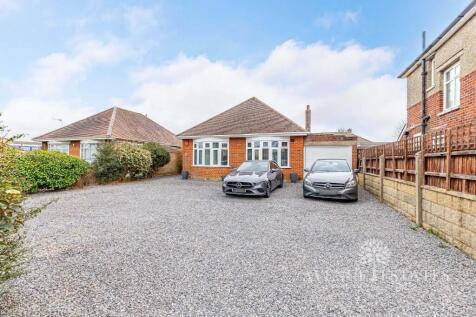 2 bedroom bungalow for sale