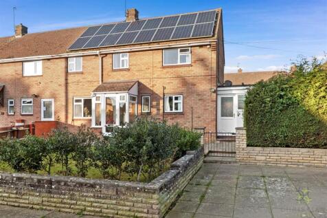 Green Leys, Evesham WR11 3 bed end of terrace house for sale