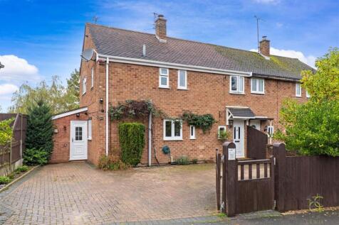 Sandscroft Avenue, Broadway WR12 3 bed semi