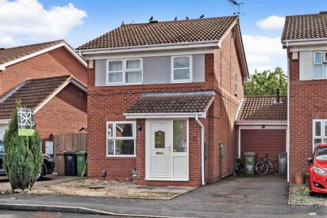 Columbine Grove, Evesham WR11 3 bed link detached house for sale