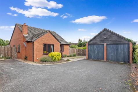 Hillside Close, Evesham WR11 3 bed detached bungalow for sale