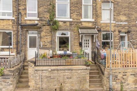 Lower Hollins, Sowerby Bridge HX6 1 bed terraced house for sale