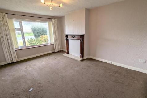 2 bedroom semi-detached bungalow for sale