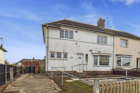 Gwendoline Avenue, Hinckley 3 bed semi