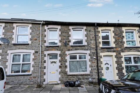 Penrhiwceiber, Mountain Ash CF45 3 bed terraced house for sale