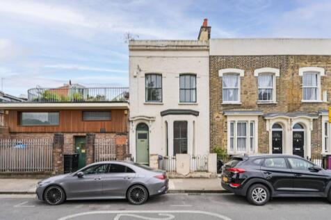 London E3 3 bed house for sale