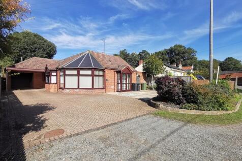 The Street, Geldeston 3 bed detached bungalow for sale
