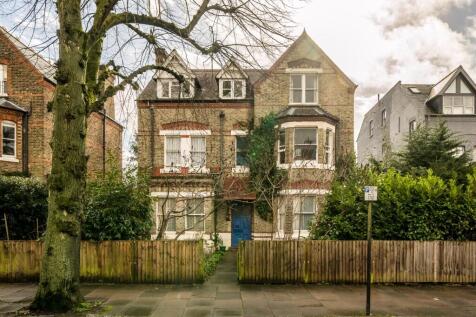 8 bedroom house for sale