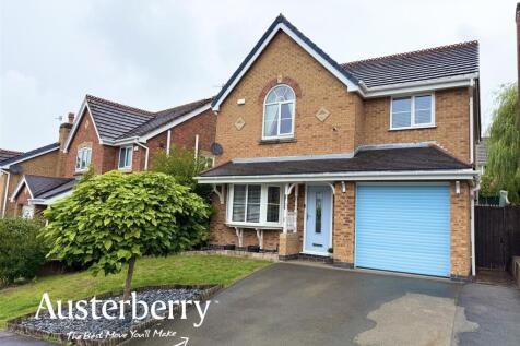 4 bedroom detached house for sale