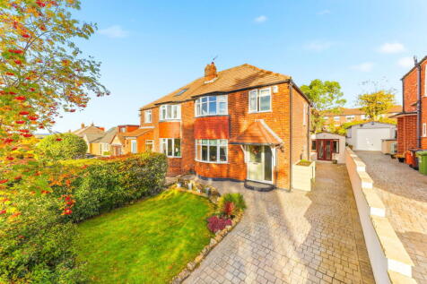 3 bedroom semi-detached house for sale